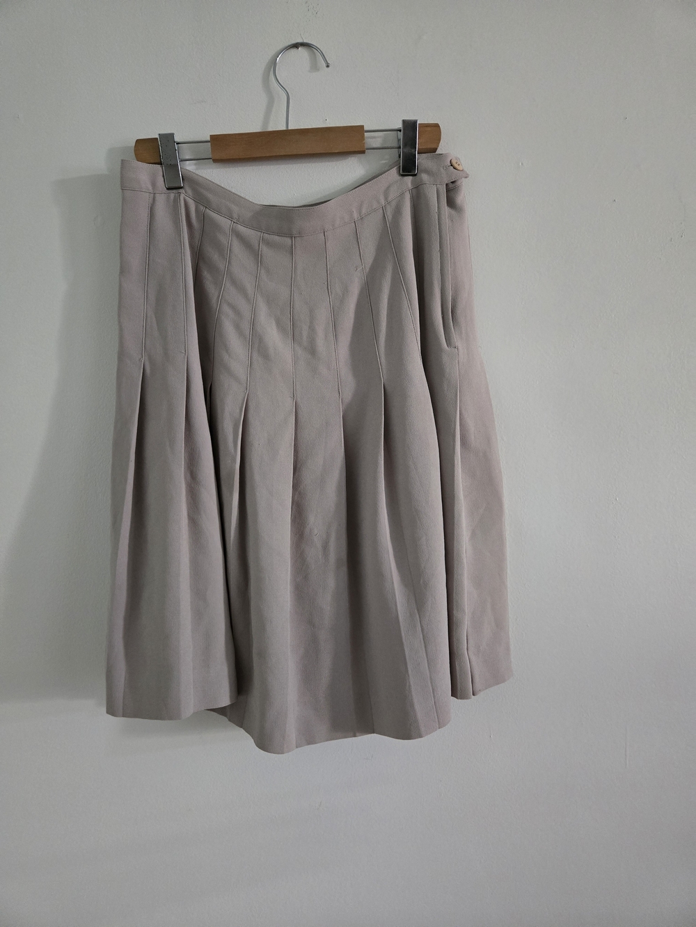 A-Line Pleated Women's Skirt in Light Taupe